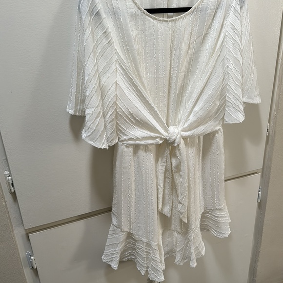 KNOWING TIE-FRONT FRILL HEM DRESS WHITE - Picture 4 of 6